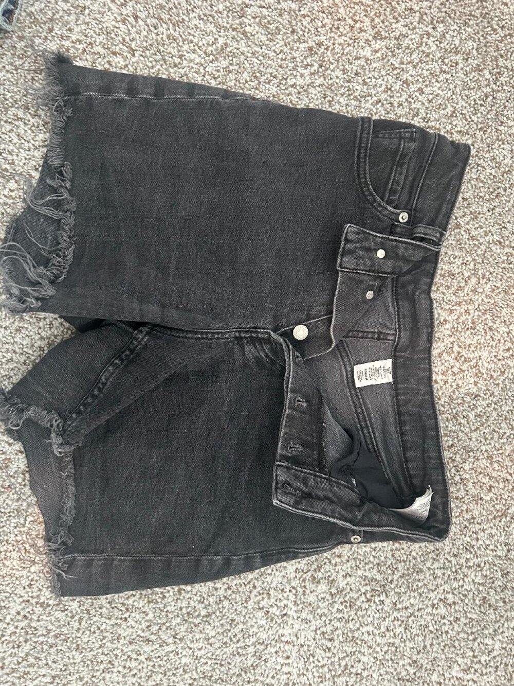 H&M black shorts